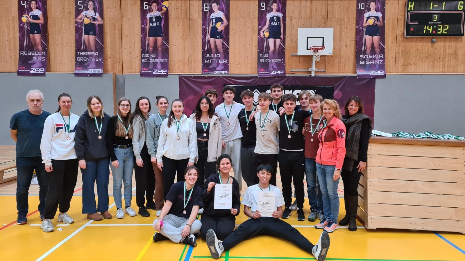 3.PLATZ BEI DEN OBERSTUFENMEISTERSCHAFTEN VOLLEYBALL-DAMEN und BURSCHEN CHAMPIONSCUP 2024